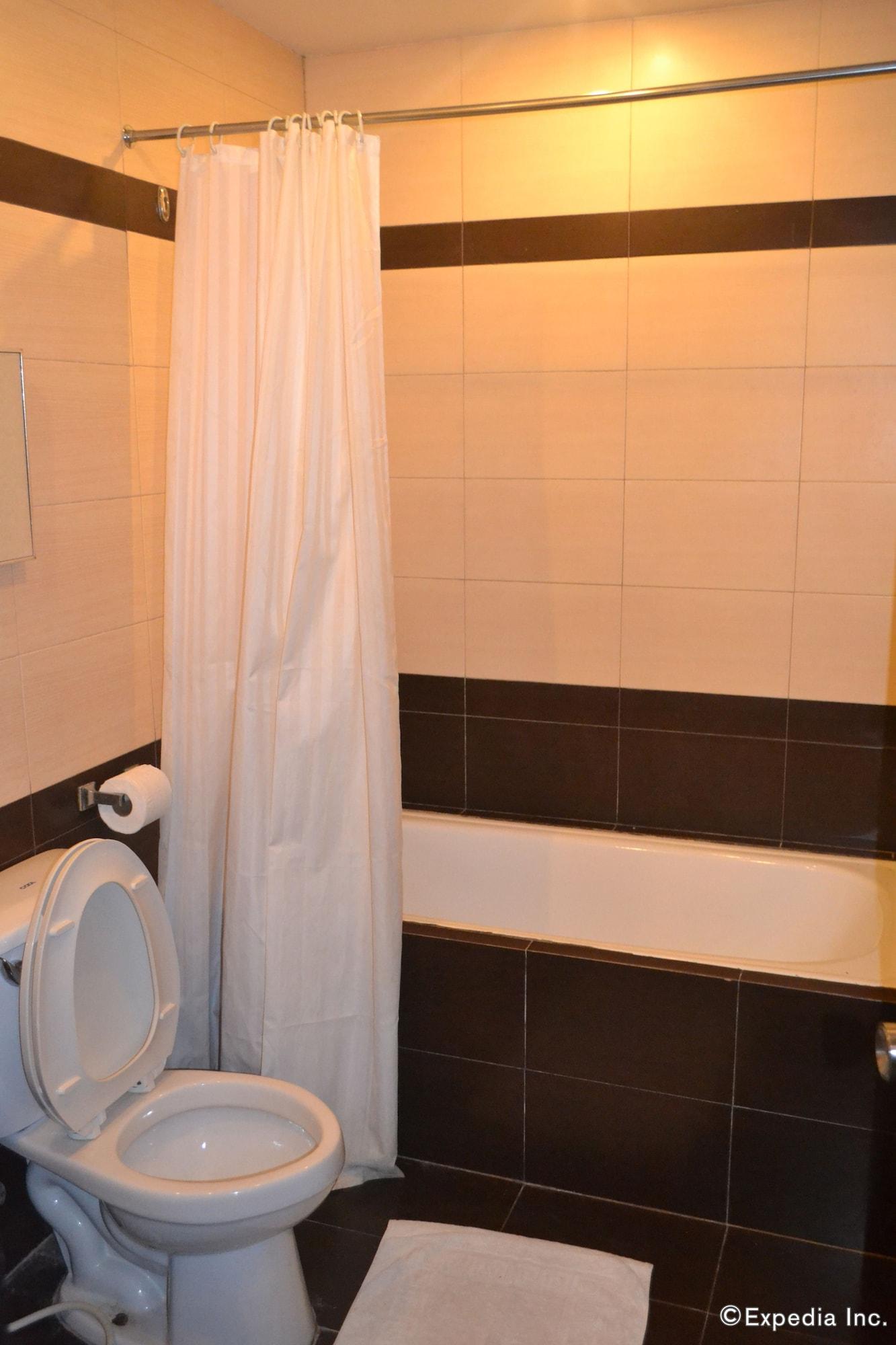 Lancaster Hotel Cebu Lapu-Lapu City Exterior foto